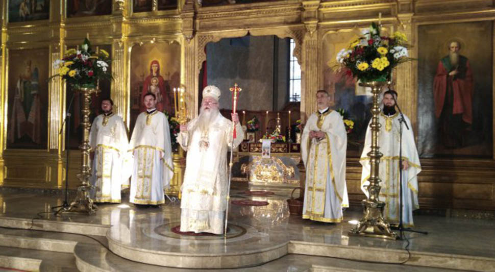 vaskrsnja liturgija.jpg